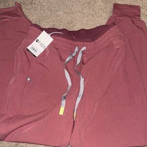 FIGS WOMENS MUAVE SCRUB JOGGERS